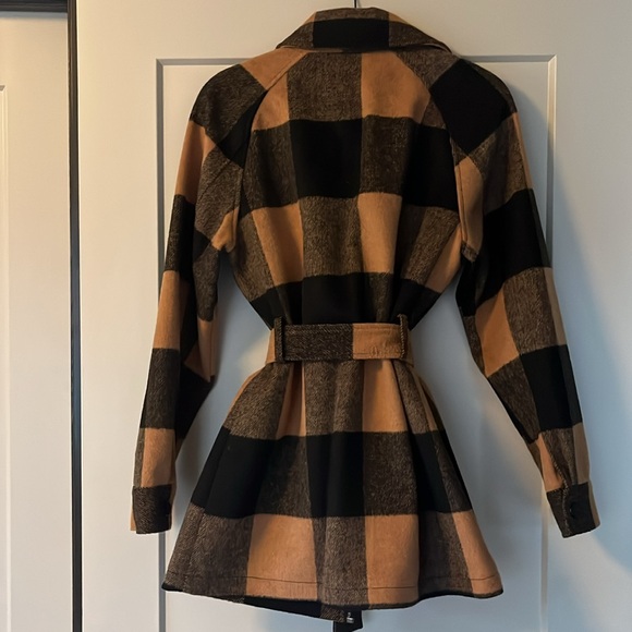 Beautiful XS Calvin Klein fully lined very flattering…. - Picture 3 of 5